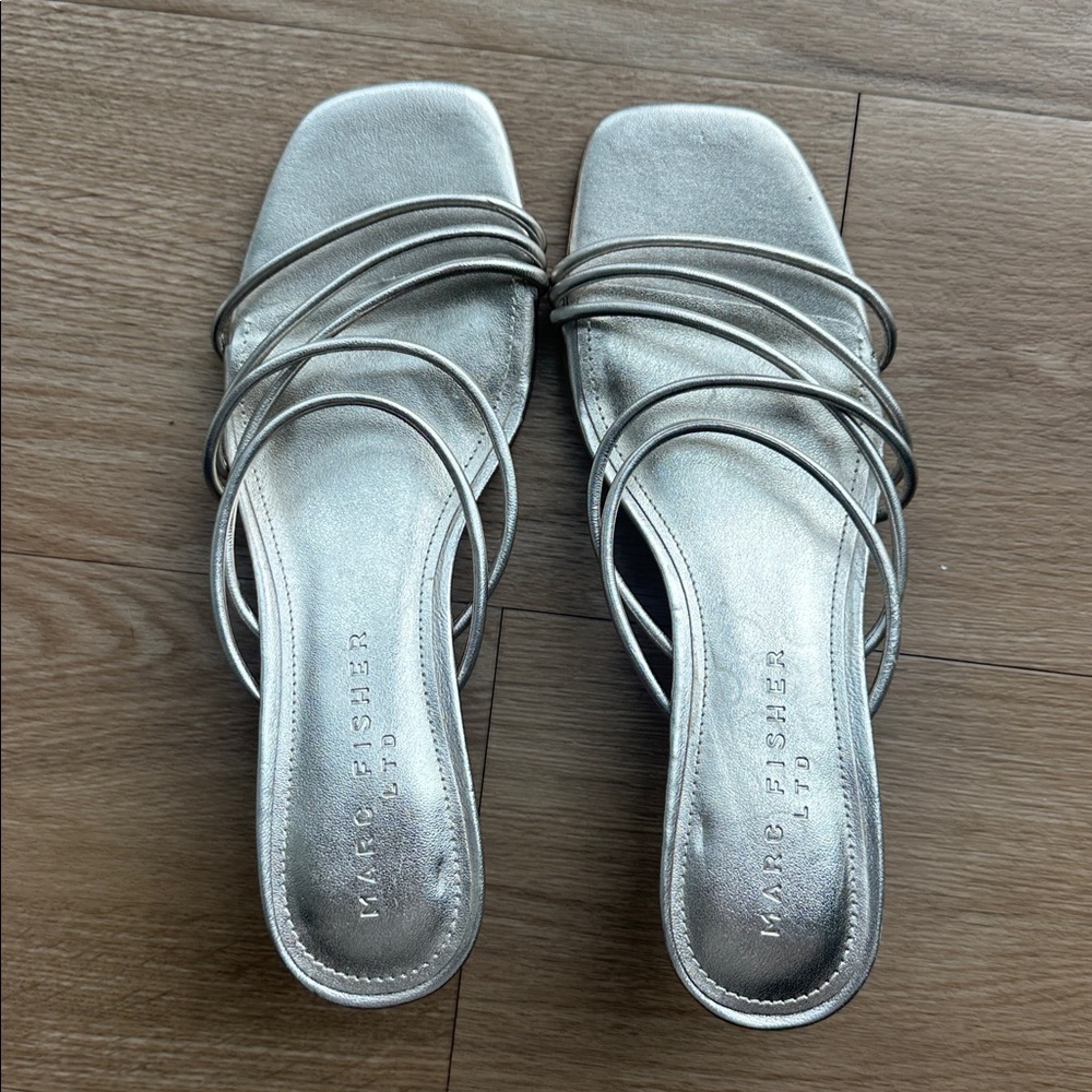 Marc Fisher Metallic Gold Slide Kitten Heel. NEVER worn!